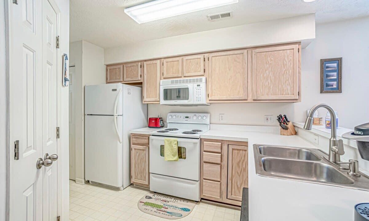 Photo of Kitchen in Longs