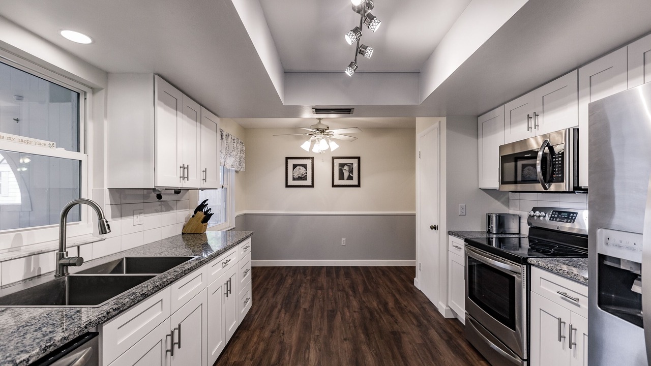 Photo of Kitchen in South Gate Ridge