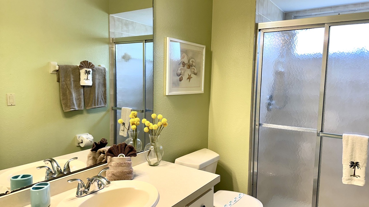 Photo of Bathroom in Gulf Cove