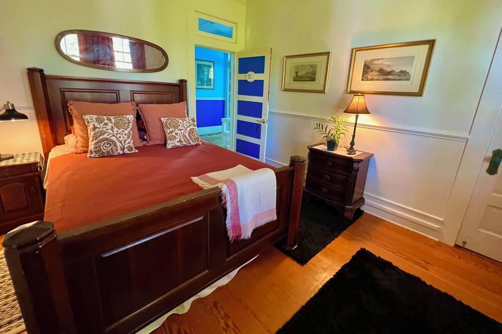 Photo of Bedroom in Hawi