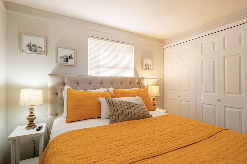 Photo of Bedroom in South Seminole Heights