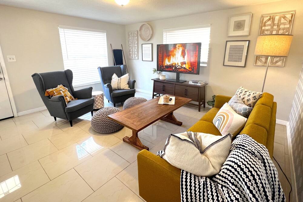 Photo of Livingroom in South Seminole Heights