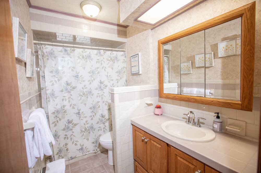 Photo of Bathroom in Crooked Creek
