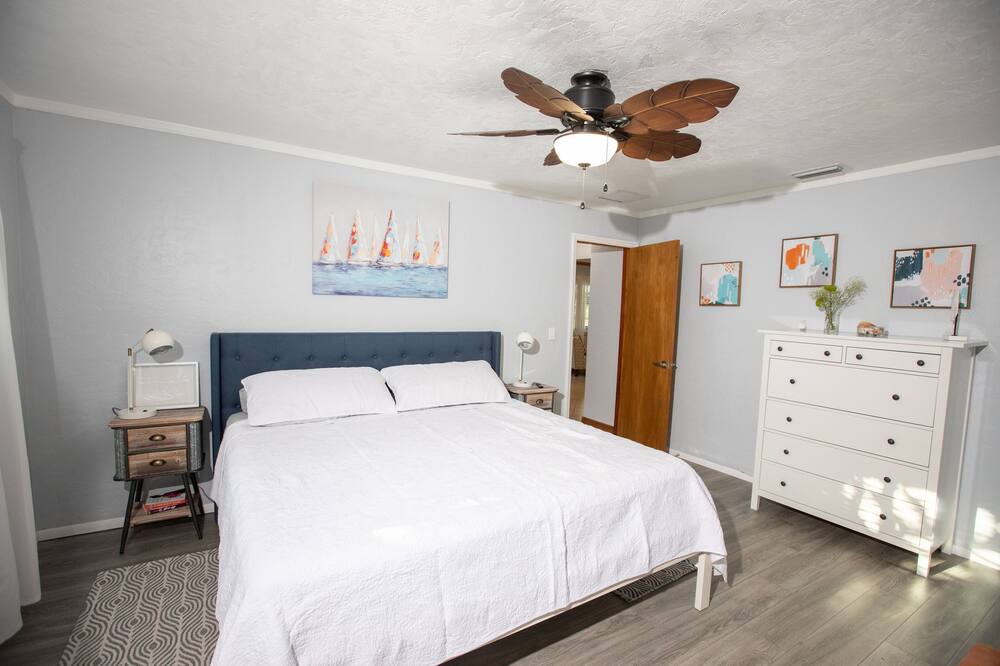 Photo of Bedroom in Crooked Creek