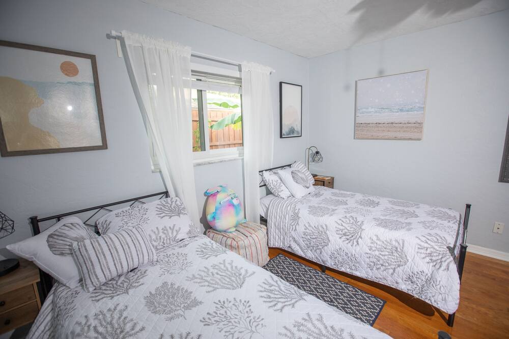 Photo of Bedroom in Crooked Creek