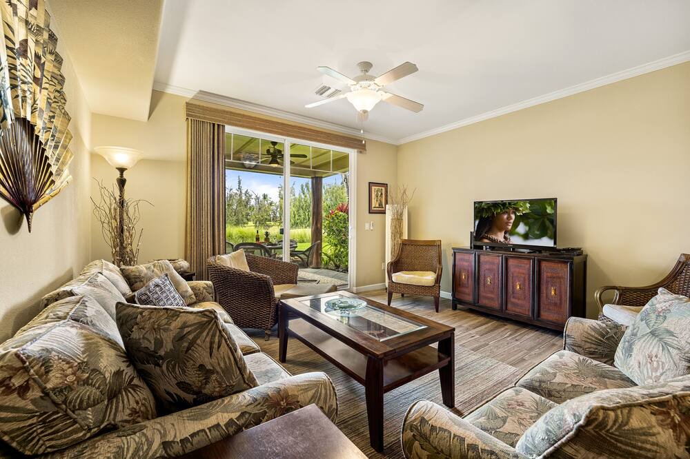 Photo of Livingroom in Waikoloa