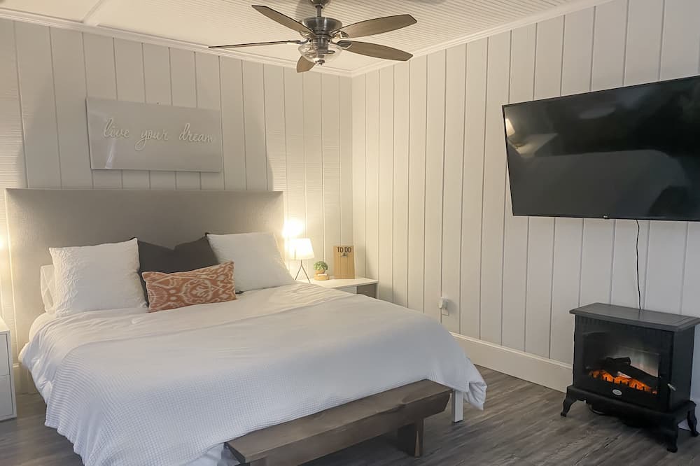 Photo of Bedroom in South Seminole Heights