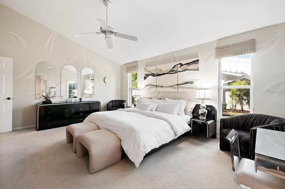 Photo of Bedroom in Bay Isles