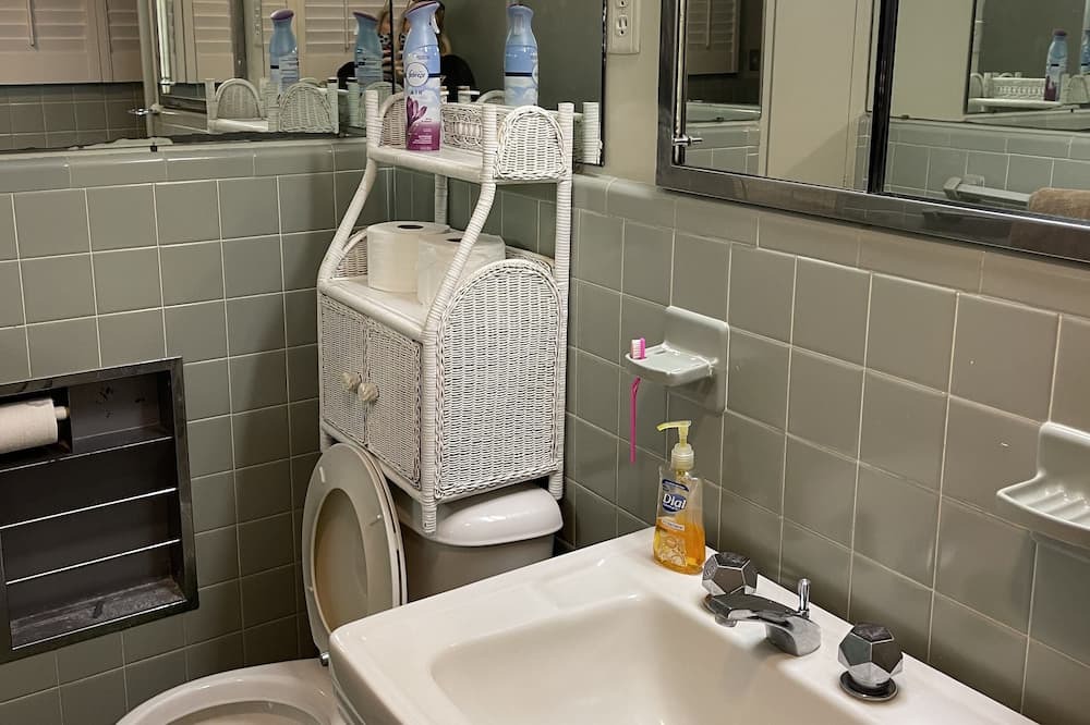 Photo of Bathroom in Whiteville