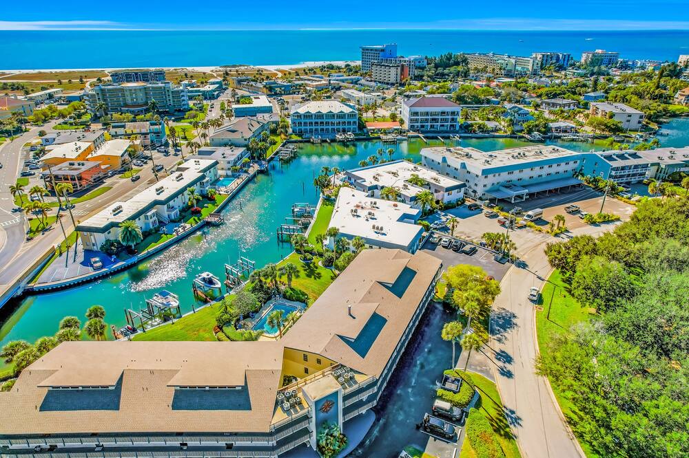 Photo of Outdoor in Capri Isle