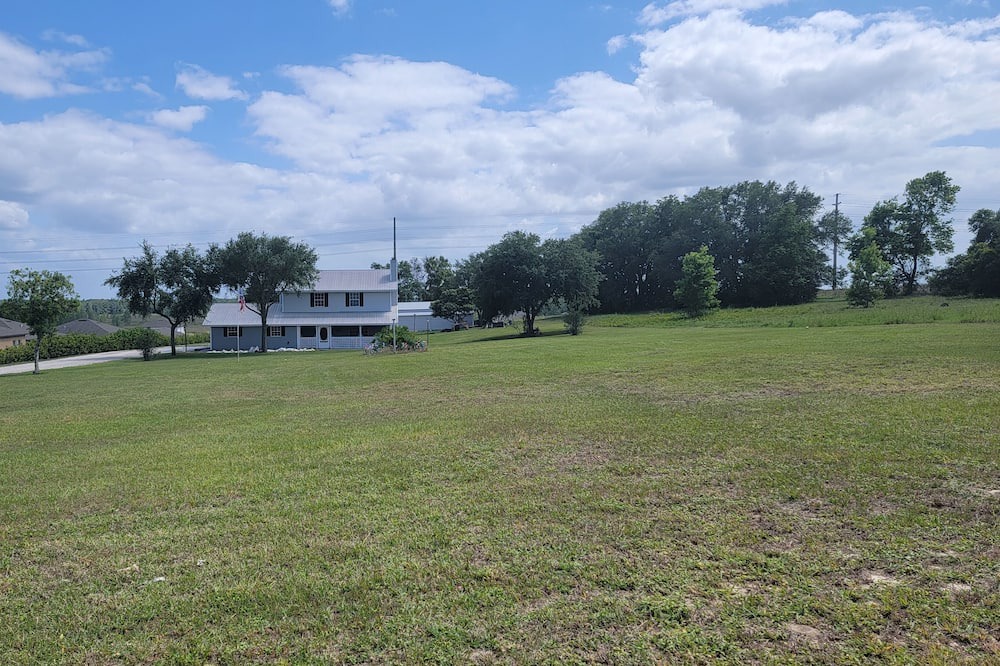 Photo of Outdoor in Groveland