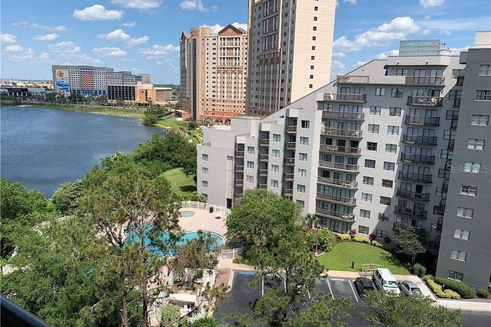Photo of Outdoor in Florida Center