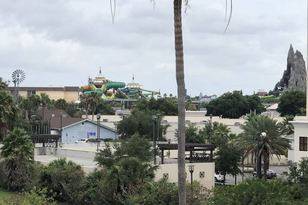 Photo of Outdoor in Florida Center