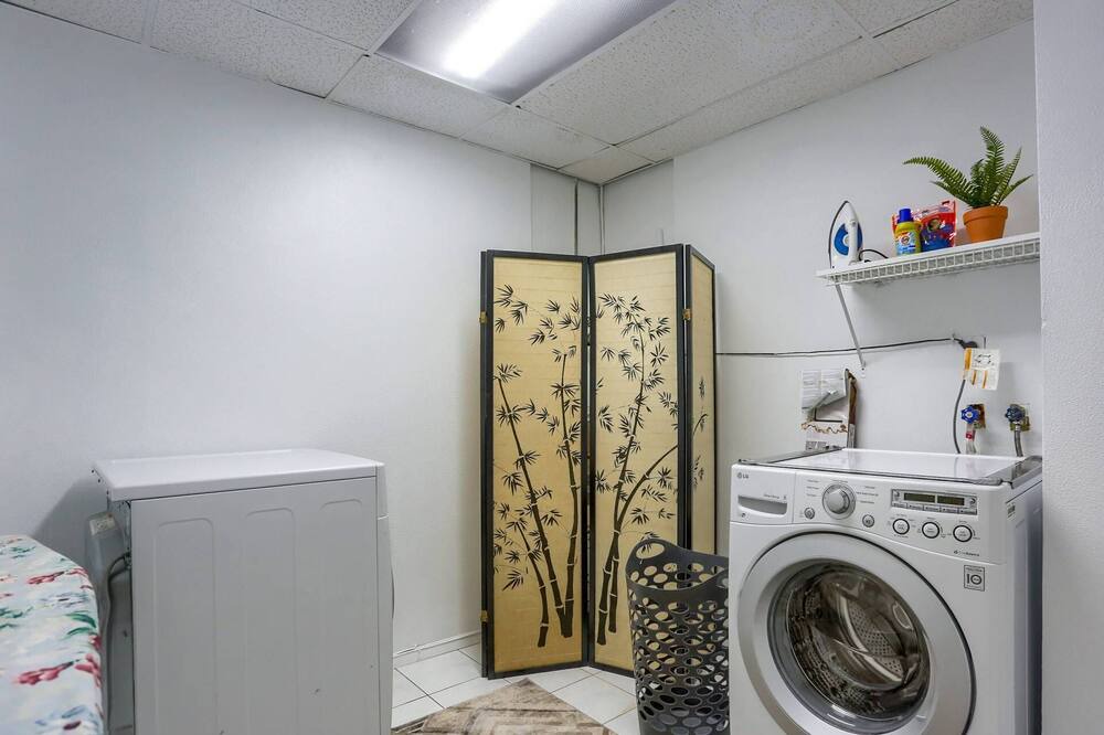 Photo of Bedroom in Anona