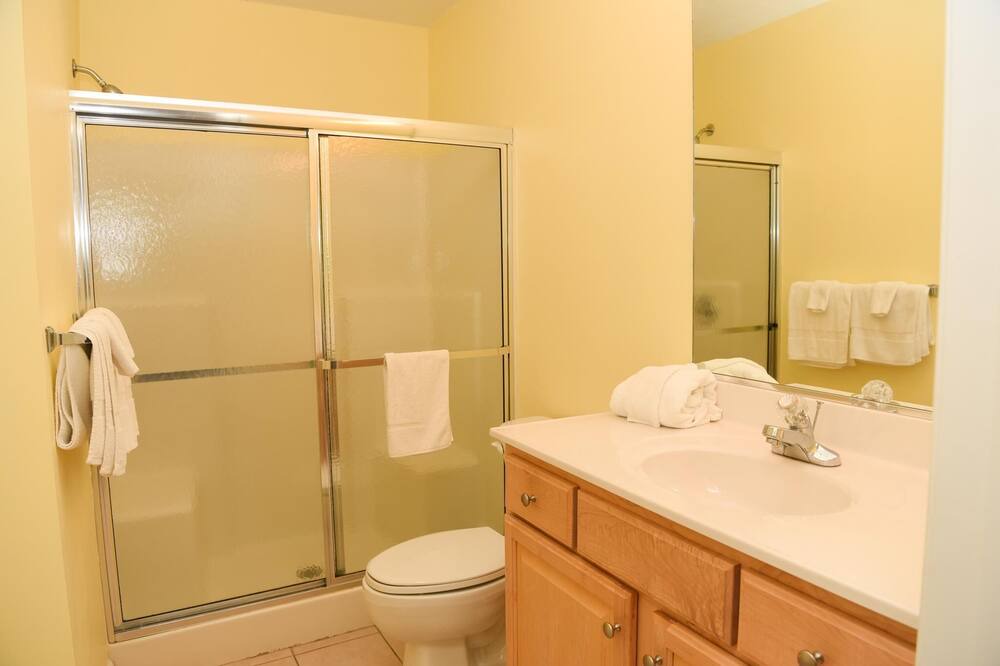 Photo of Bathroom in Calabash