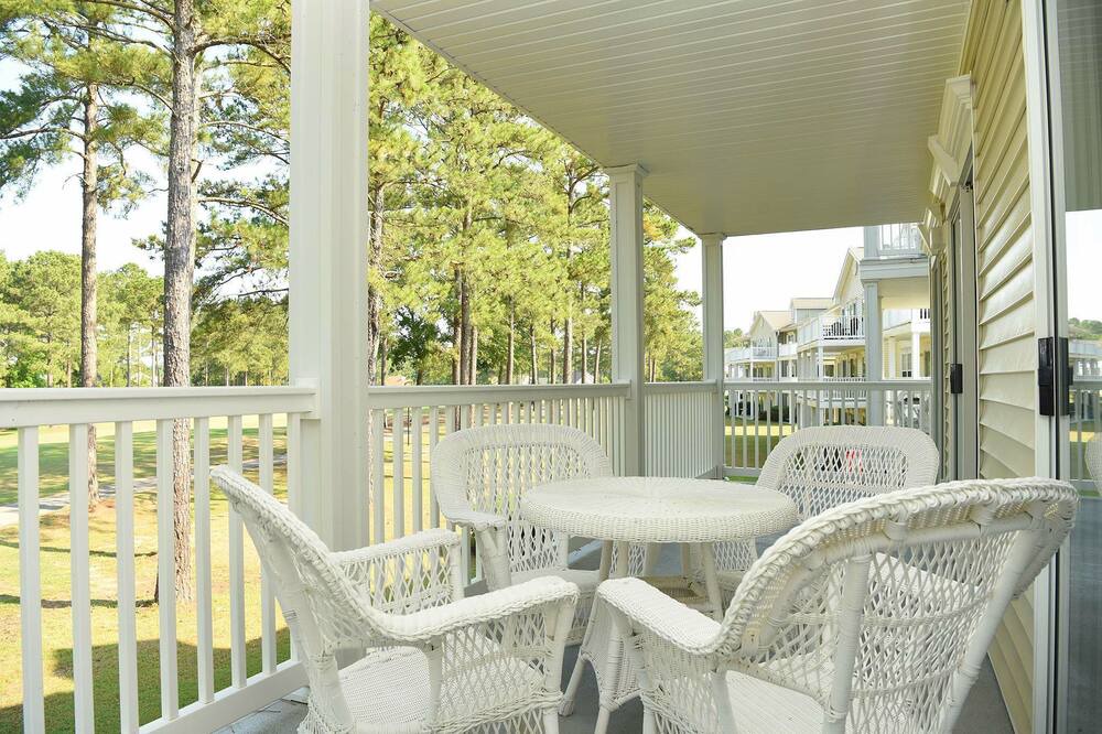 Photo of Patio Balcony in Calabash