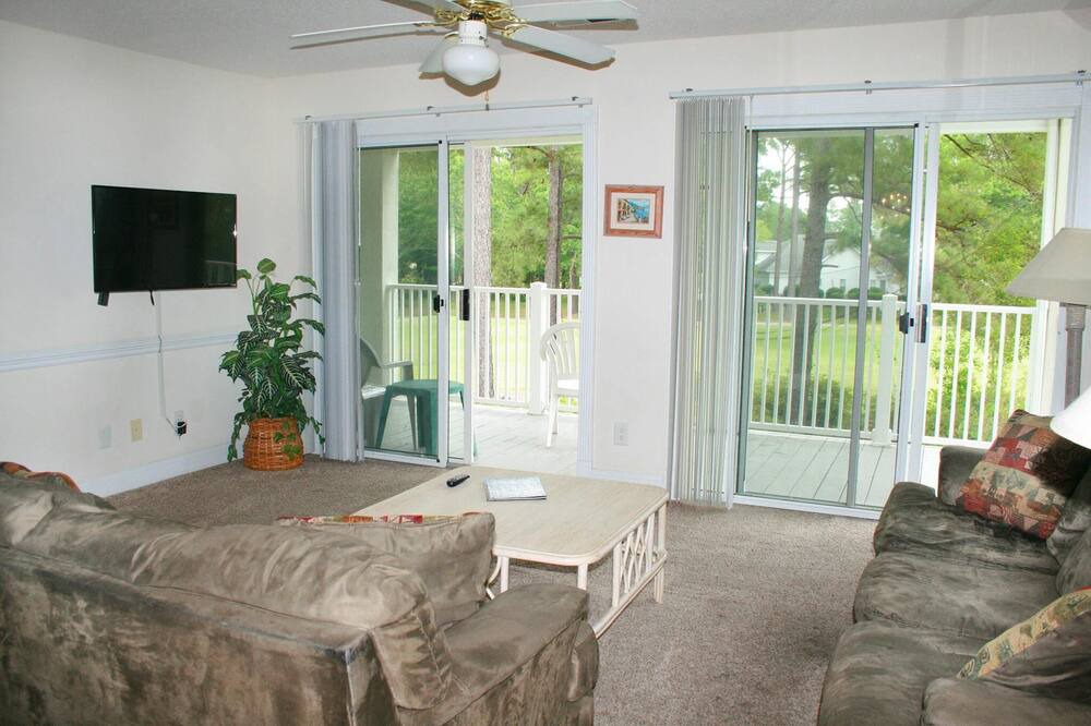 Photo of Livingroom in Calabash
