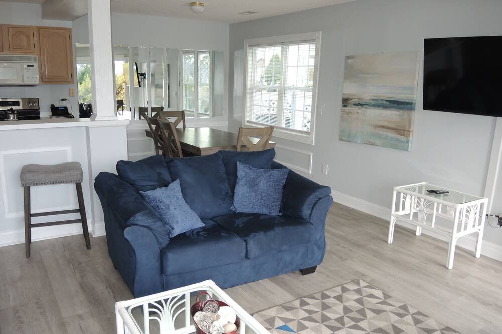 Photo of Livingroom in Calabash