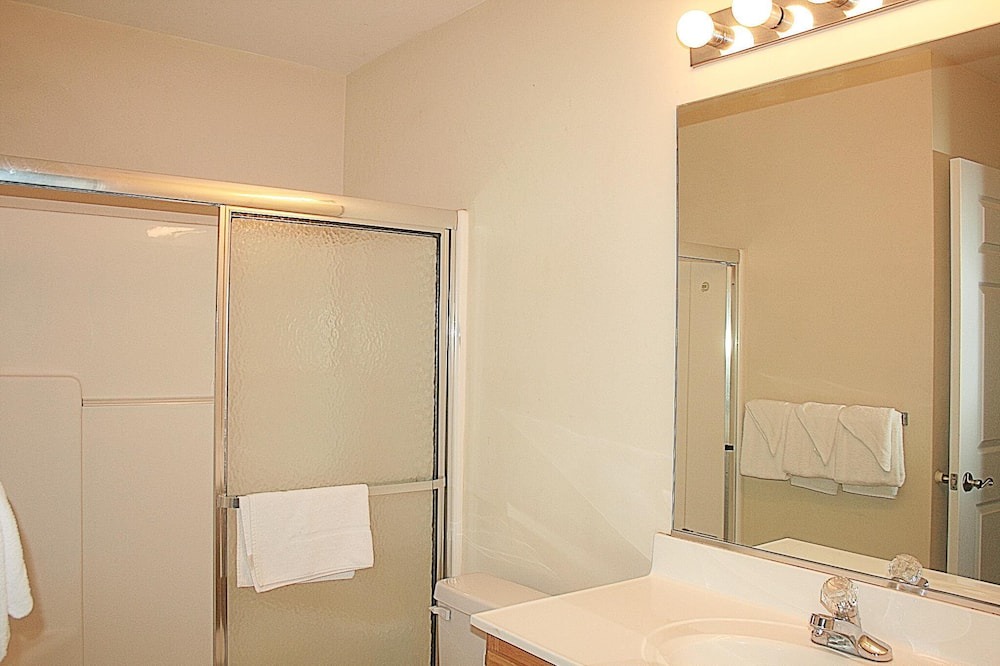 Photo of Bathroom in Calabash