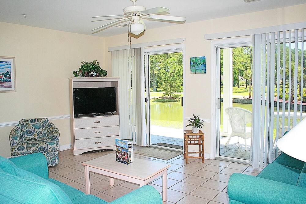 Photo of Livingroom in Calabash