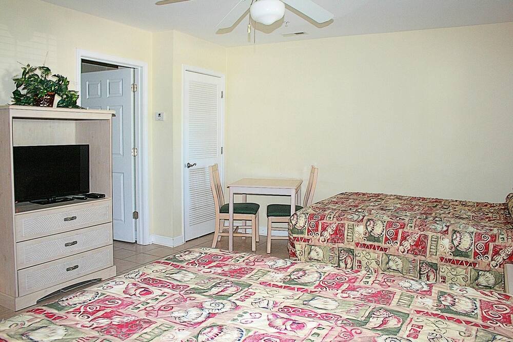 Photo of Bedroom in Calabash