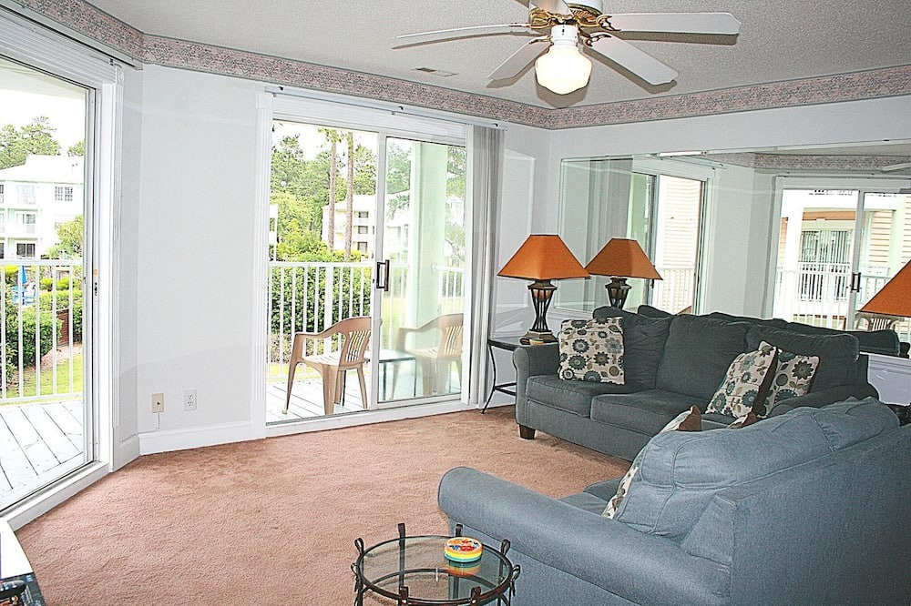 Photo of Livingroom in Calabash