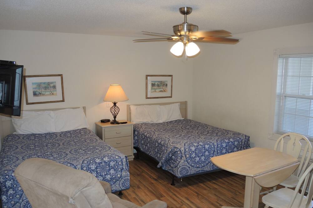 Photo of Bedroom in Calabash