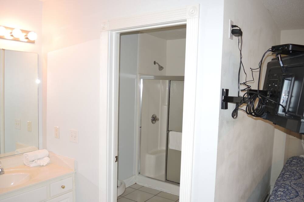 Photo of Bathroom in Calabash
