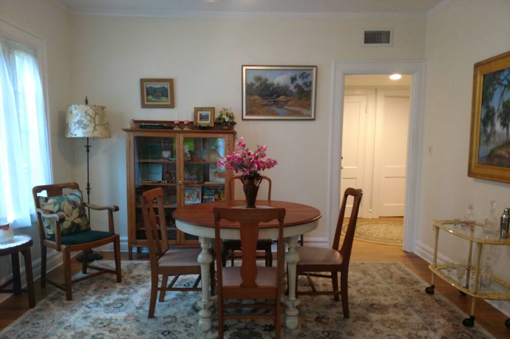 Photo of Kitchen in Gillespie Park