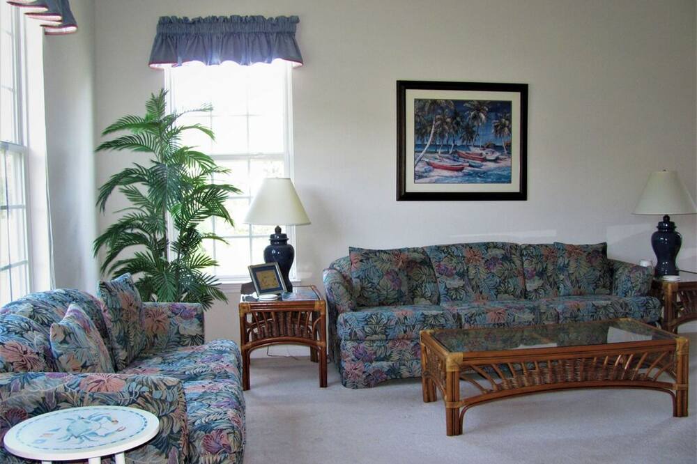 Photo of Livingroom in Sunset Beach