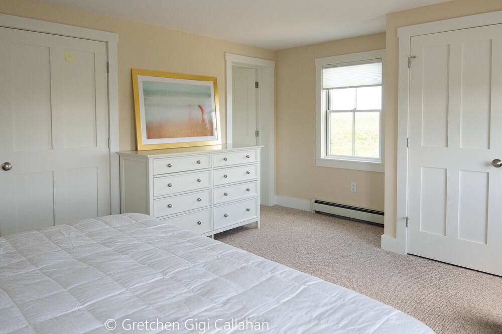 Photo of Bedroom in Tom Nevers