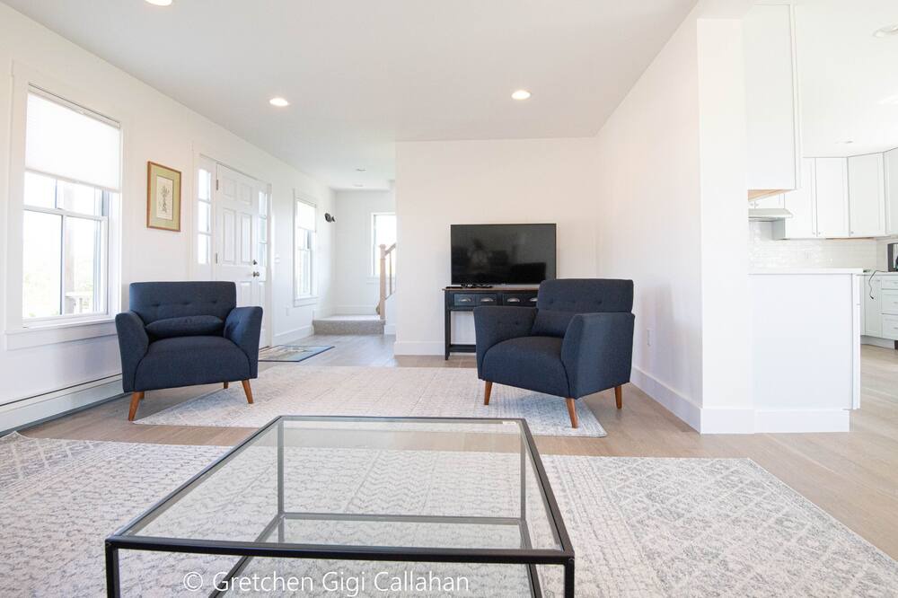 Photo of Livingroom in Tom Nevers