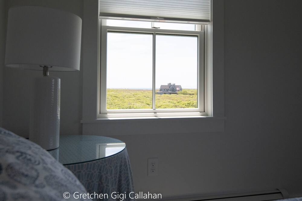 Photo of Bedroom in Tom Nevers