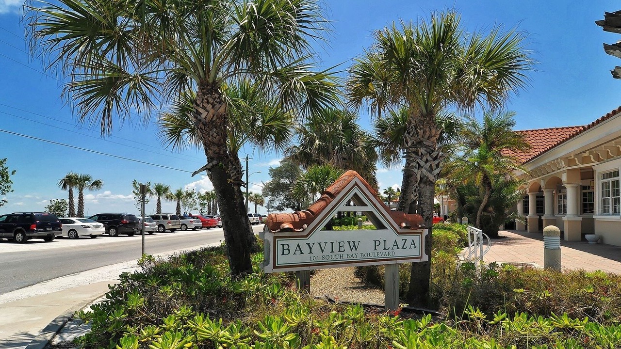 Photo of Others in Anna Maria