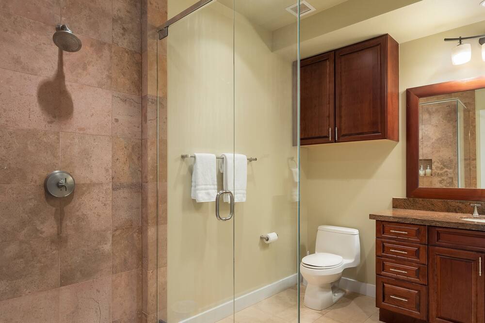 Photo of Bathroom in Kamuela