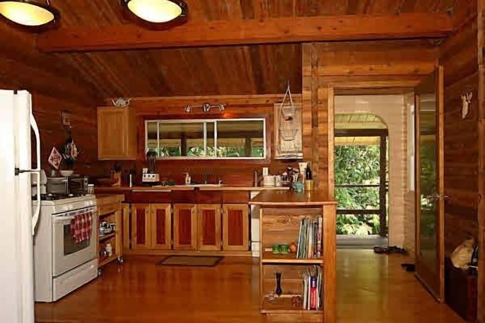 Photo of Kitchen in Makapala