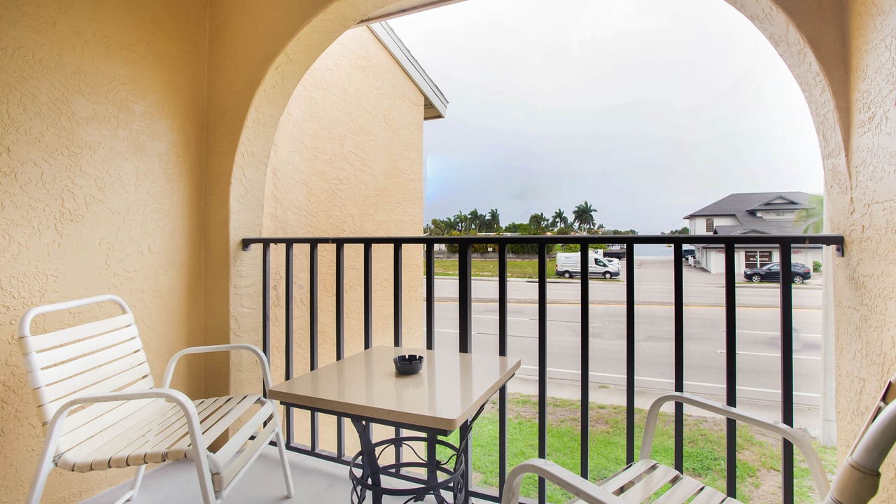 Photo of Patio Balcony in Caloosahatchee