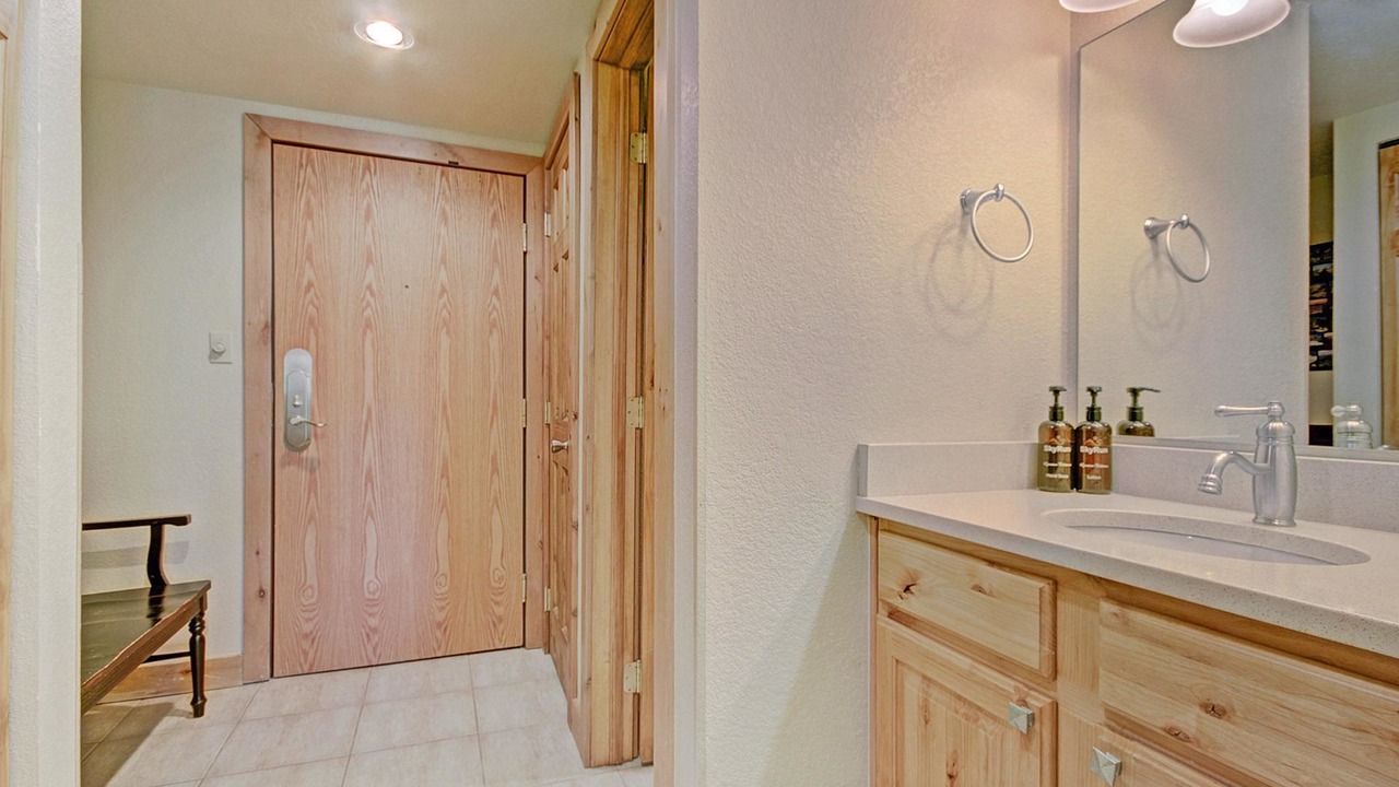 Photo of Bathroom in Copper Mountain Village