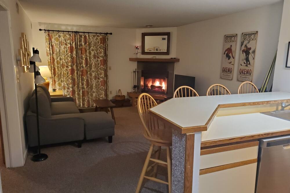 Photo of Livingroom in Ludlow