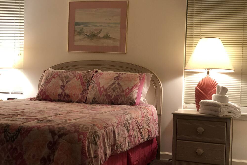 Photo of Bedroom in Little River