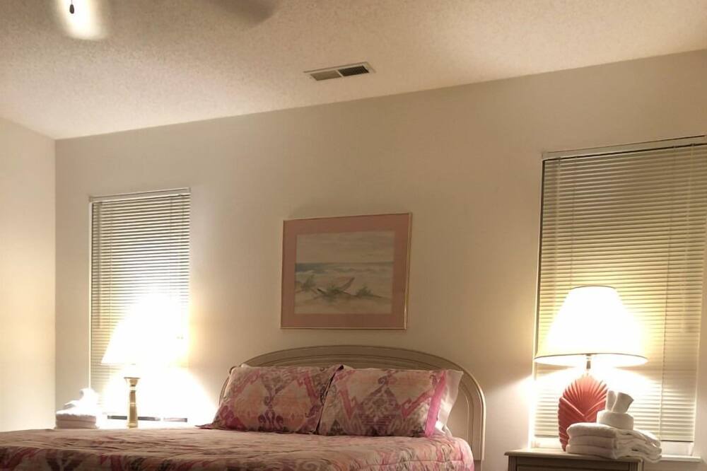 Photo of Bedroom in Little River