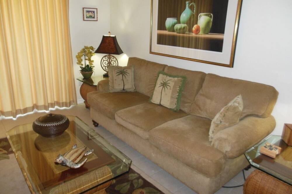 Photo of Bedroom in Waikoloa