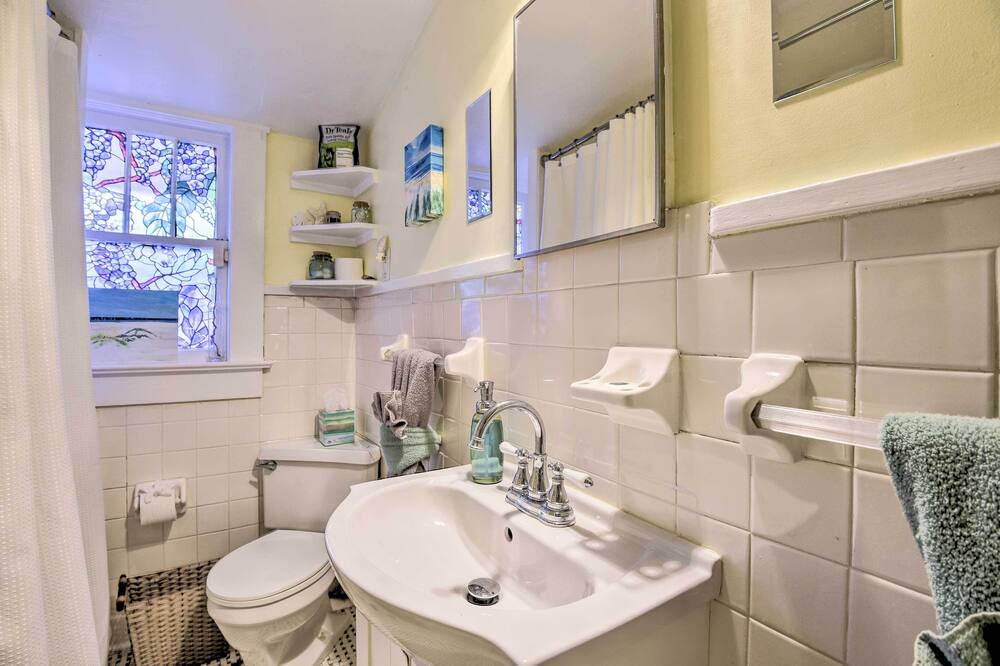 Photo of Bedroom in Gillespie Park