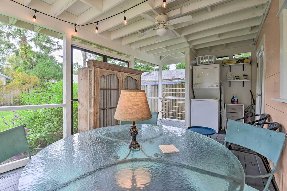 Photo of Patio Balcony in Gillespie Park