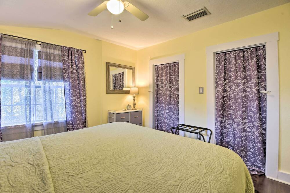 Photo of Bedroom in Gillespie Park