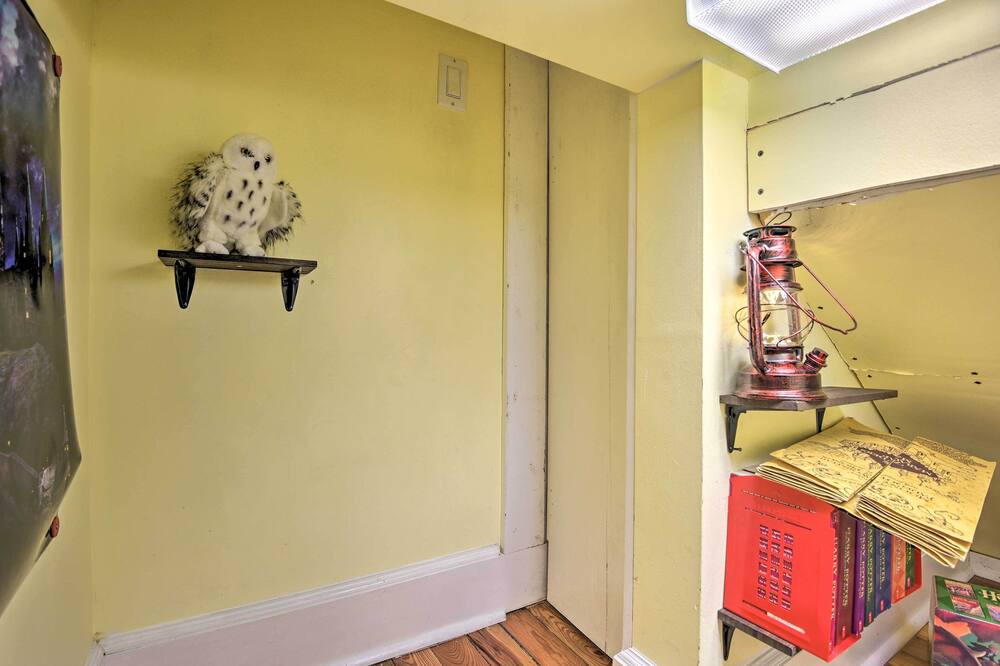 Photo of Bedroom in Gillespie Park