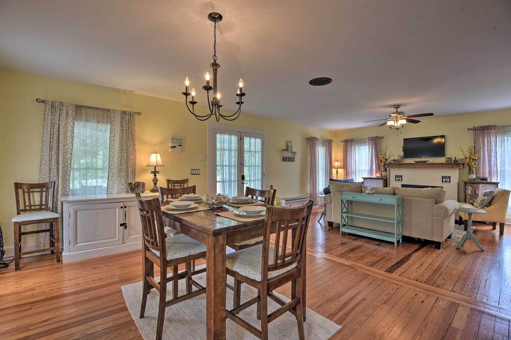 Photo of Kitchen in Gillespie Park