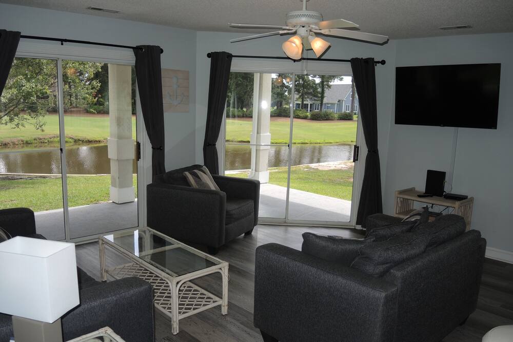 Photo of Livingroom in Calabash