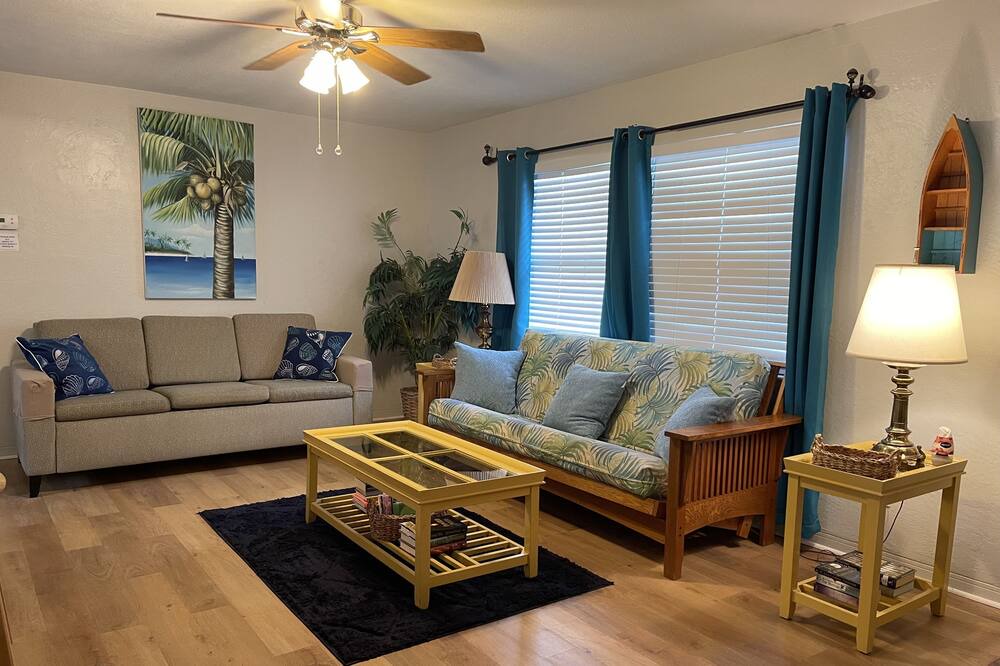 Photo of Livingroom in Seminole