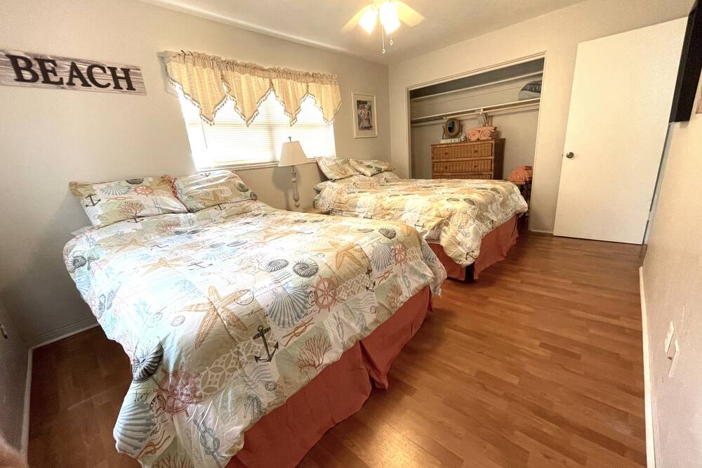 Photo of Bedroom in Seminole